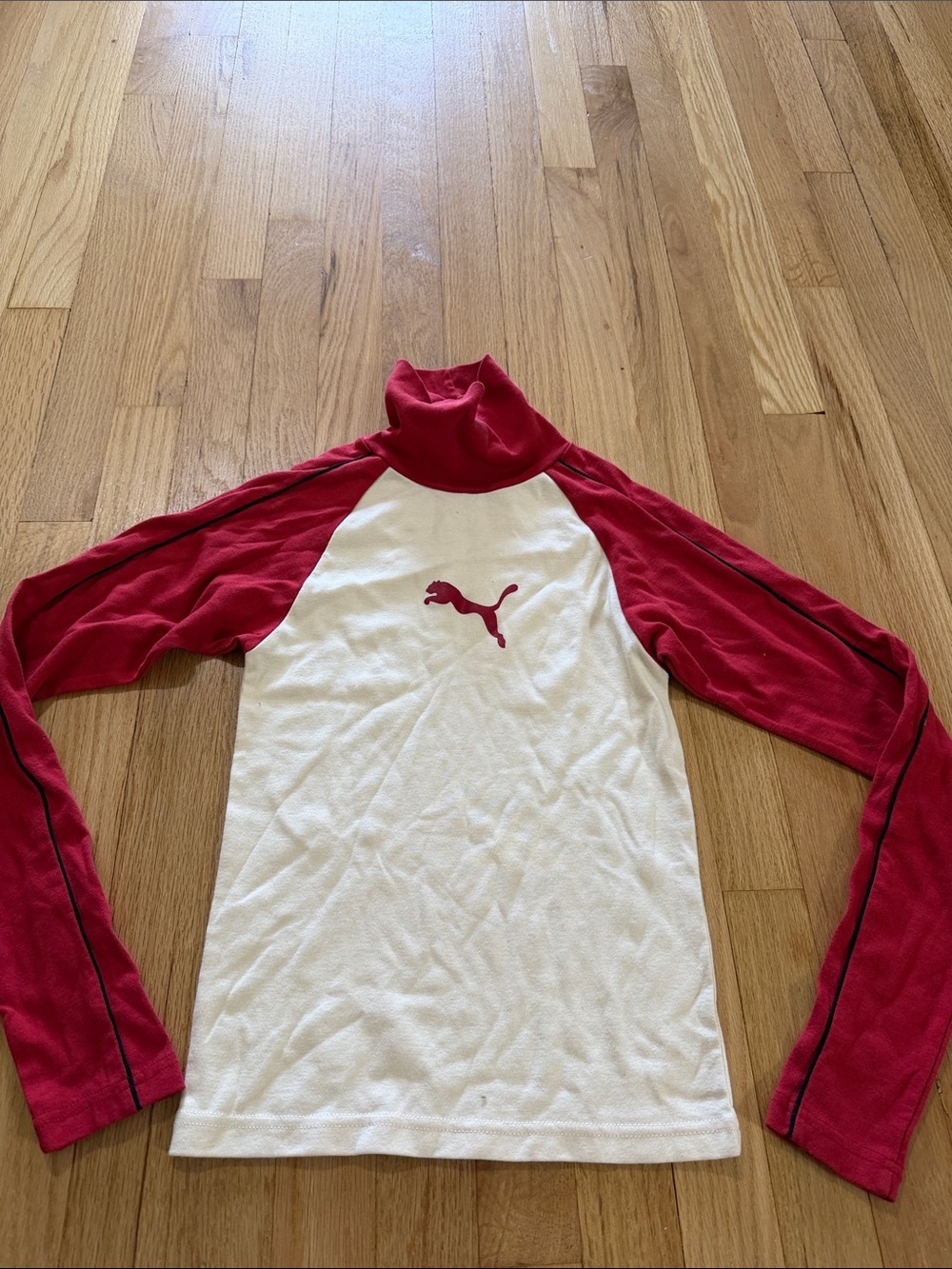 Vintage Y2K Puma Cat Red Raglan Cotton Turtleneck Sz S